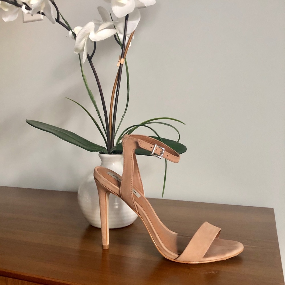 Steven Madden Ankle strap Heels